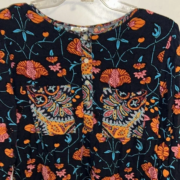 Tunic - Picture 2 of 4